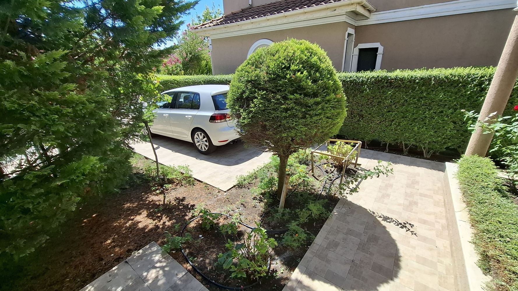 Luxuriöses zweistöckiges Haus in einer prestigeträchtigen Anlage in Pomorie