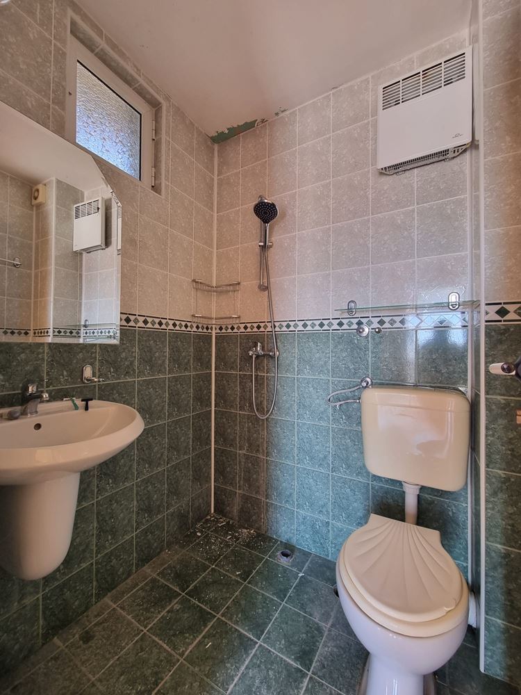 Luxuriöses Haus mit Pool und Meerblick in Sveti Vlas – nur 1 km vom Strand entfernt