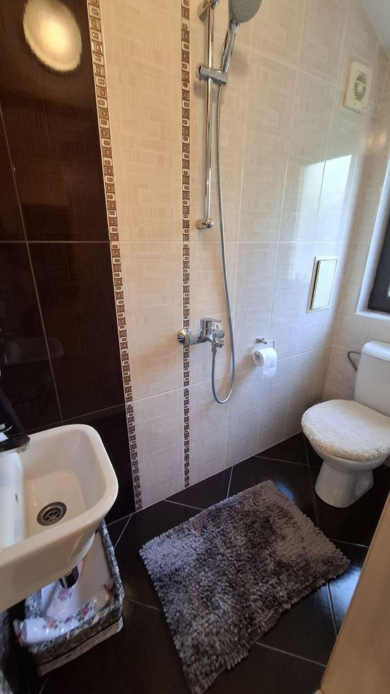 Luxuriöses zweistöckiges Haus in einer prestigeträchtigen Anlage in Pomorie