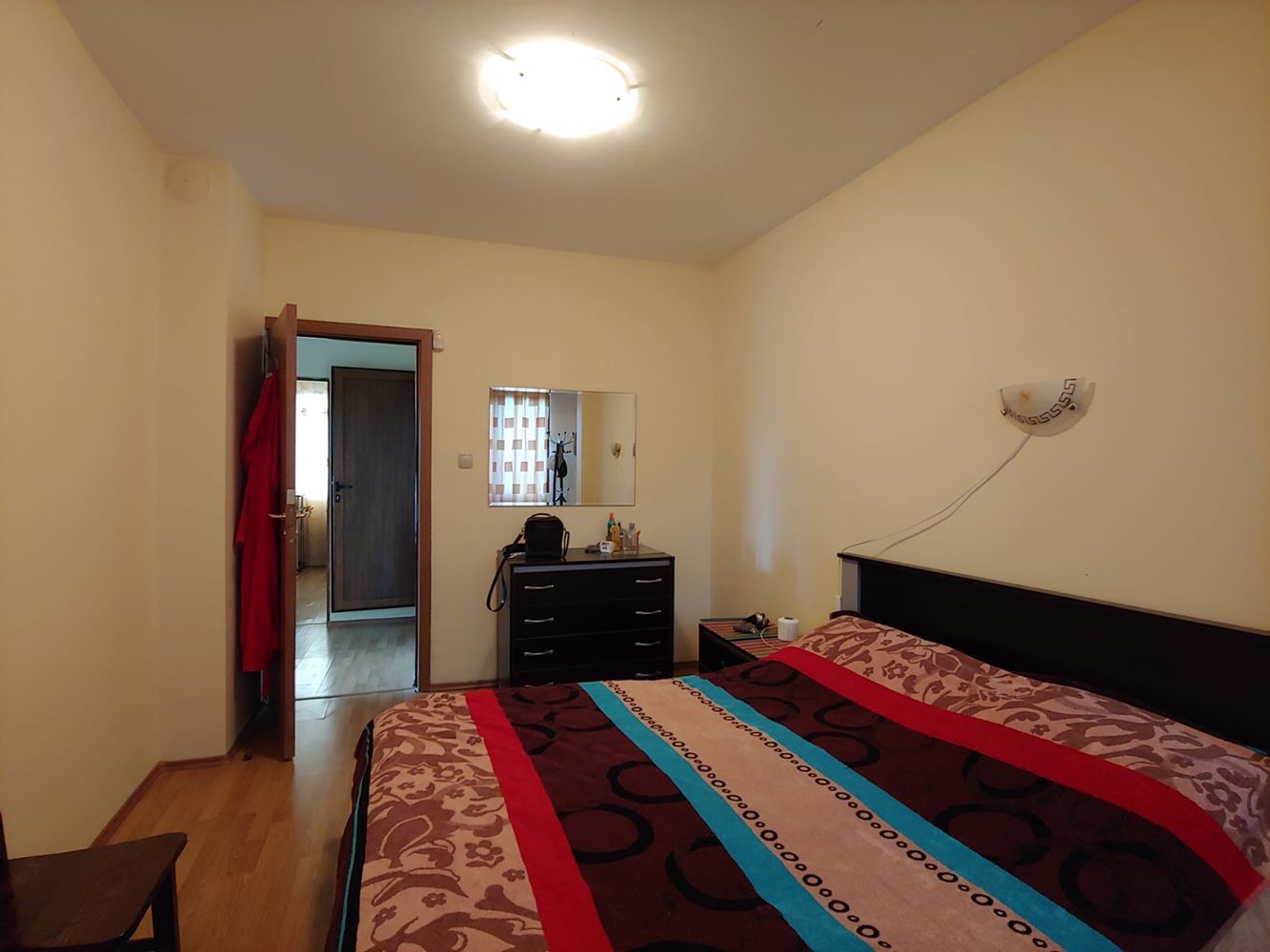 Geräumiges zweistöckiges Haus mit großem Grundstück, Kamin, Sauna und Whirlpool im Dorf Drachevo