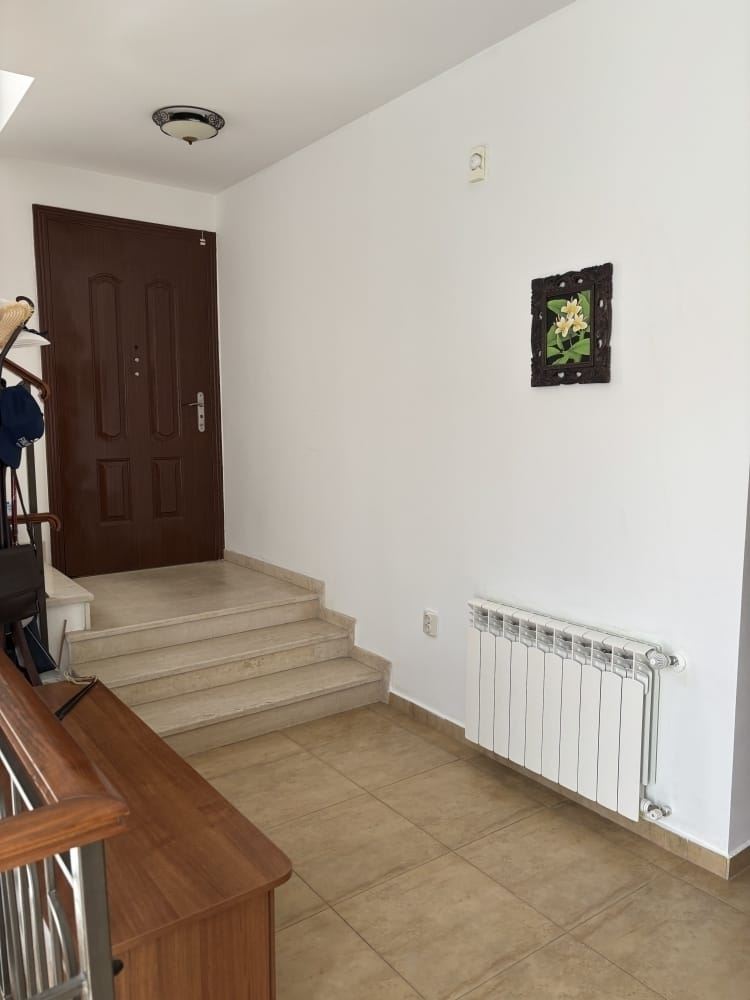 Freistehendes Haus mit Panoramablick auf das Meer und eigenem Garten in Sveti Vlas