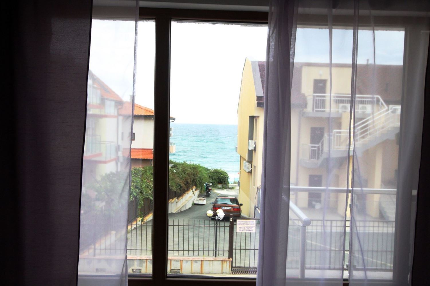 Haus mit Hof in Sosopol – nahe Bamboo Beach und Zentrum, voll möbliert