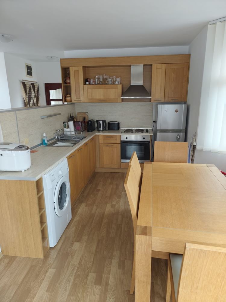 Luxuriöses zweistöckiges Haus mit Pool und schöner Panorama-Aussicht in einer prestigeträchtigen Anlage – Aheloy