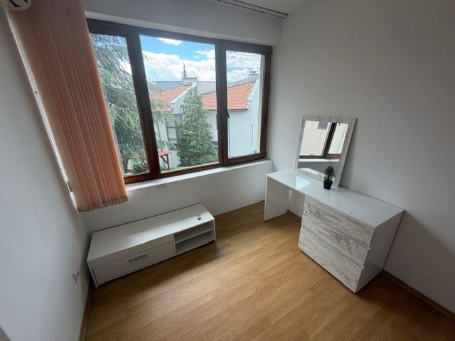 Zweigeschossiges Haus in einer modernen Anlage nahe Sonnenstrand – Komfort, Ruhe und ausgezeichnetes Wohnumfeld