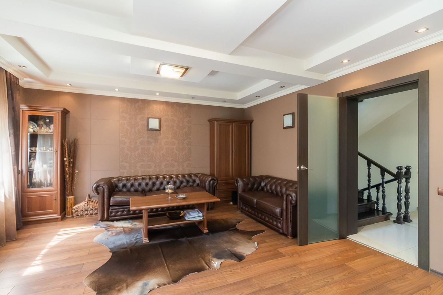 Luxuriöses Haus mit Swimmingpool, großzügigem Garten und beeindruckender Ausstattung in Varna