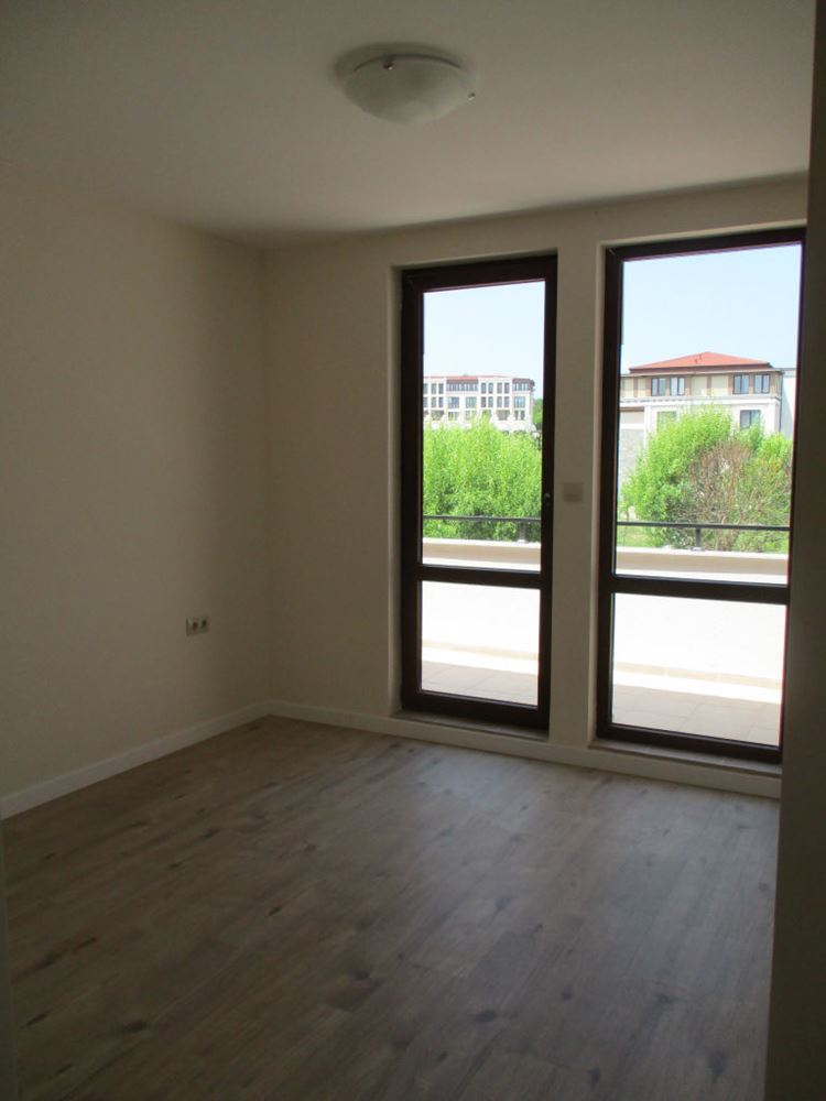 Zweistöckiges Reihenhaus im „Green Life“ Komplex, Sozopol – stilvolles Leben nur wenige Schritte vom Strand entfernt