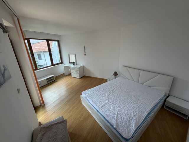 Zweigeschossiges Haus in einer modernen Anlage nahe Sonnenstrand – Komfort, Ruhe und ausgezeichnetes Wohnumfeld