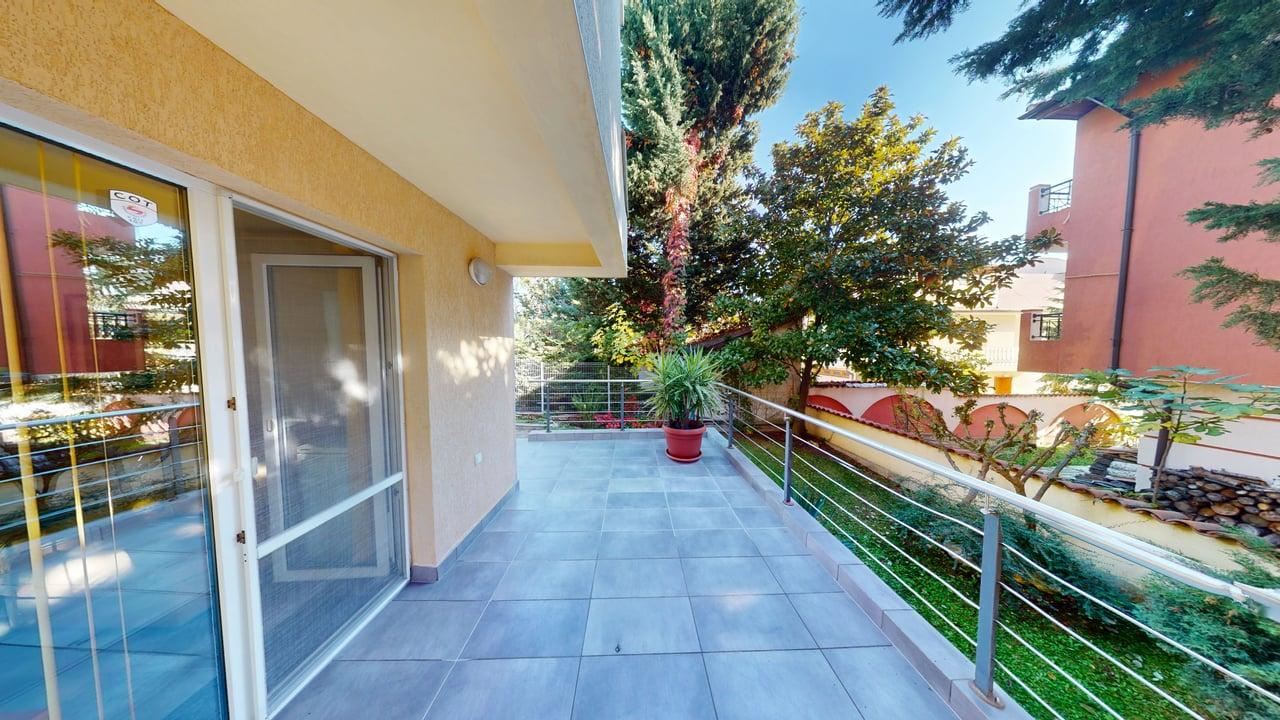 Panoramahaus auf vier Etagen mit 8 Schlafzimmern und Meerblick im Ferienort Sonnenstrand – ohne Wartungsgebühr