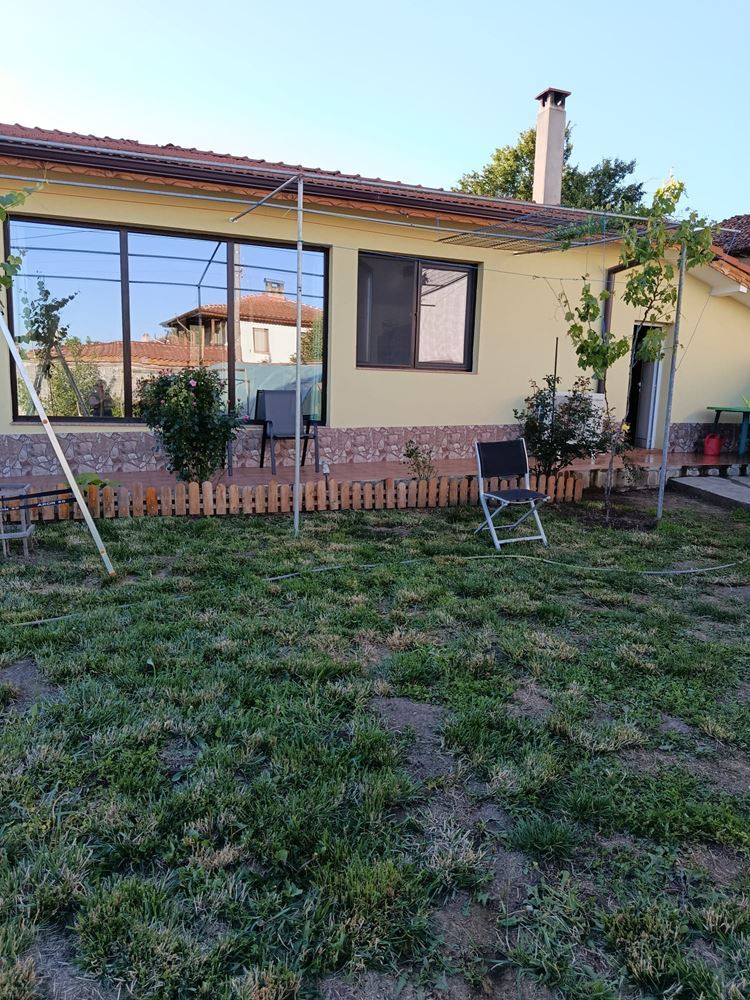 Wunderschönes einstöckiges Haus mit großem Garten im Herzen von Strandzha – Gemütlichkeit, Natur und Ruhe nahe Burgas