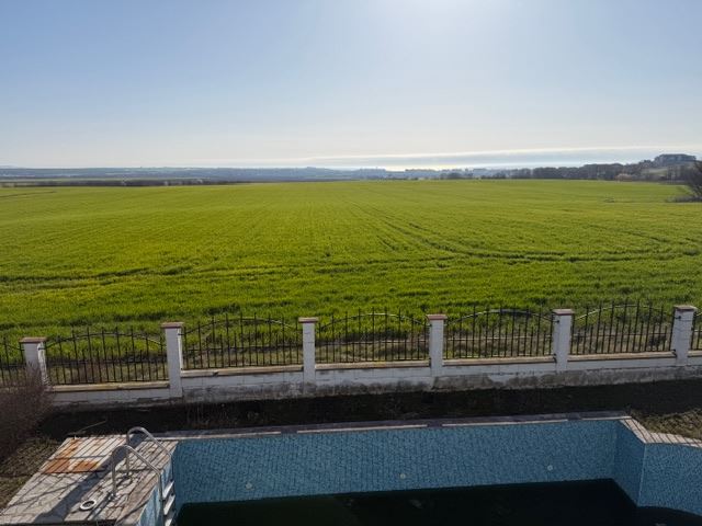 Luxuriöses zweistöckiges Haus mit Meerblick in Aheloy