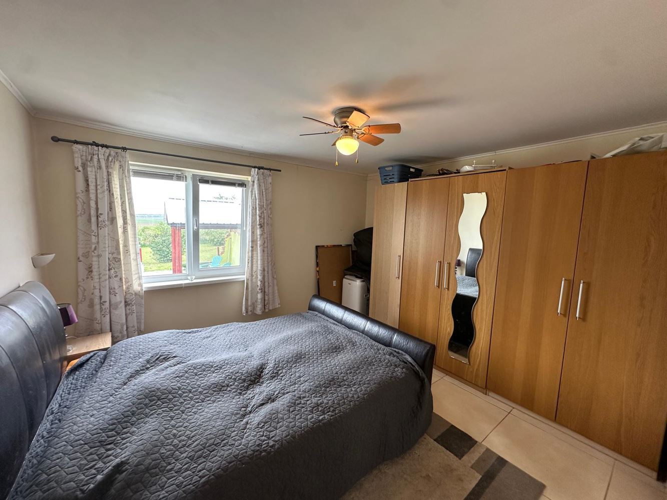 Komplett renoviertes Haus mit großem Grundstück und perfekten Bedingungen für ganzjähriges Wohnen
