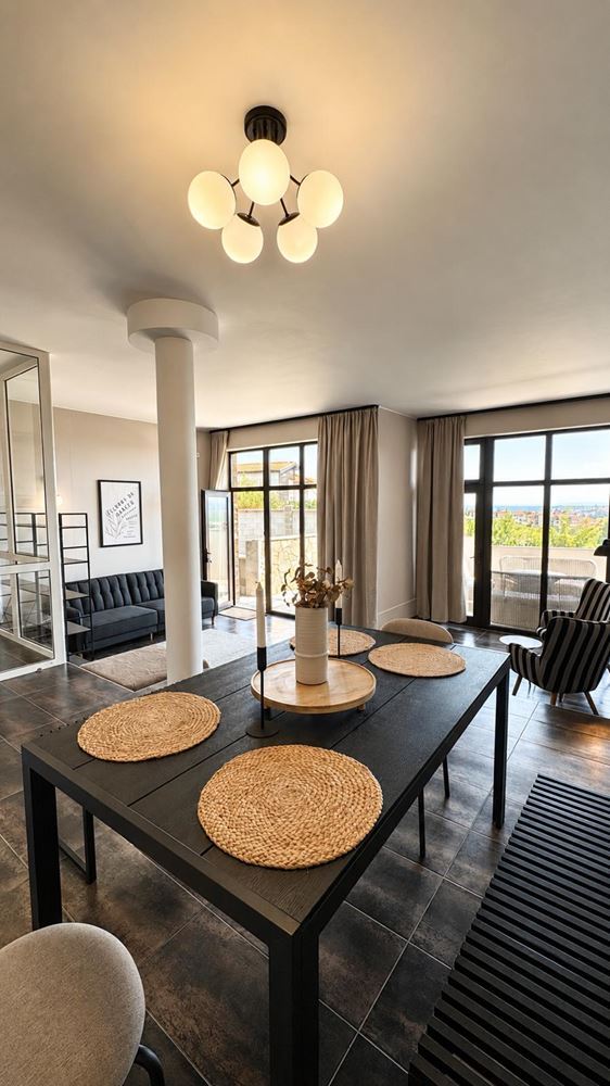 Luxuriöses zweistöckiges Haus mit Panoramablick auf das Meer oberhalb von Sonnenstrand – großzügiger Raum, Ruhe und Leben am Meer