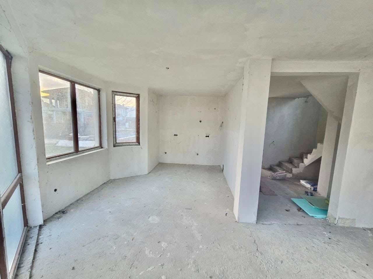 Haus mit privatem Pool und großem Grundstück im Raum Aheloy – Gemütlichkeit, Stil und Ruhe in Meeresnähe