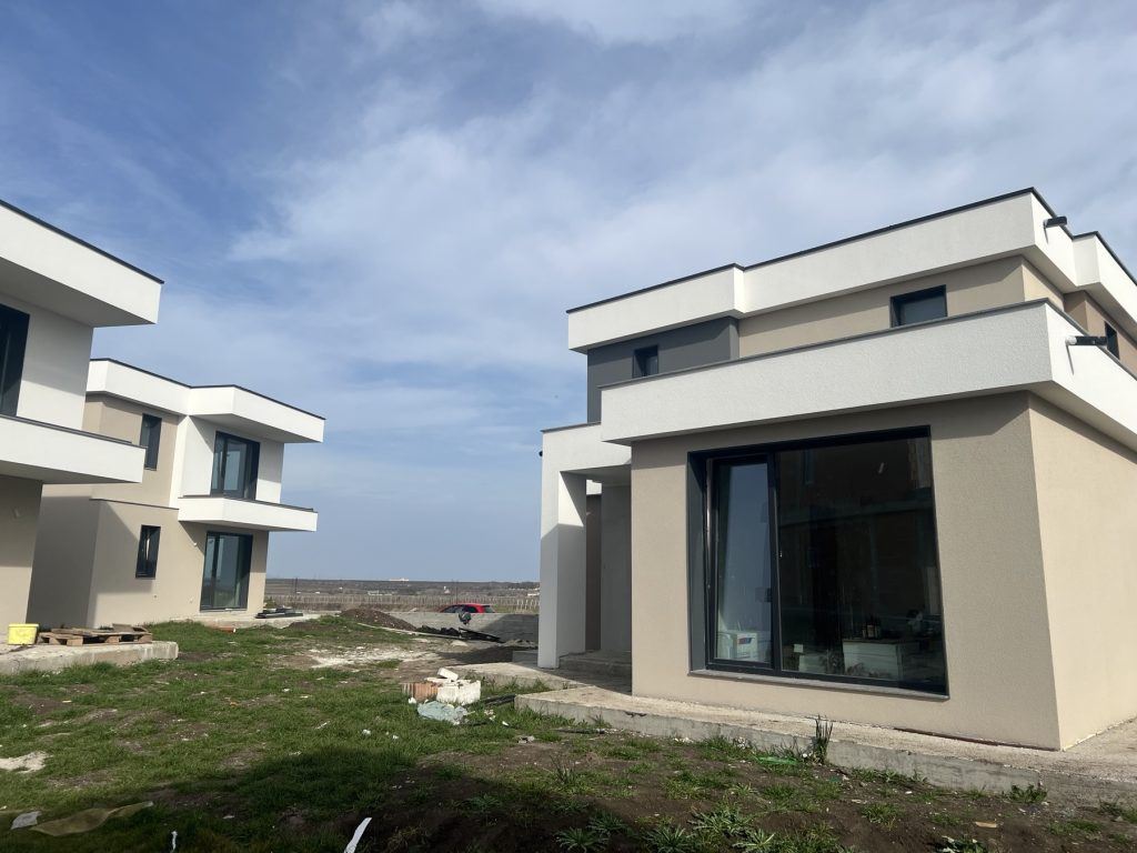 Pomorie – modernes zweistöckiges Haus mit vier Schlafzimmern – Sicherheit, Energieeffizienz und kompromissloser Komfort