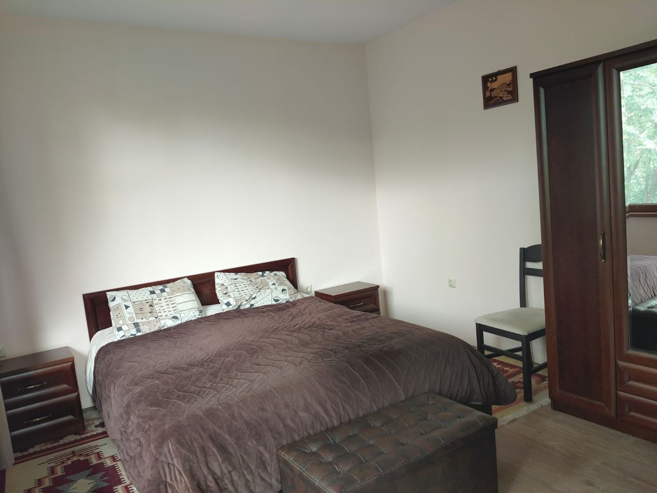 Geräumiges dreistöckiges Einfamilienhaus im Zentrum von Ravda – Komfort, Prestige und vollständige Unabhängigkeit