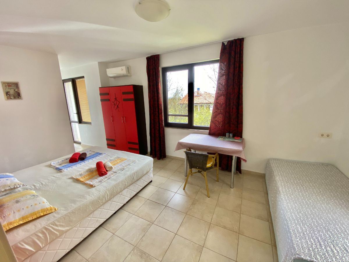 Haus mit fertigem Business in Primorsko – erfolgreiches Familienhotel oder gemütliches Zuhause am Meer mit nachgewiesenem Einkommen