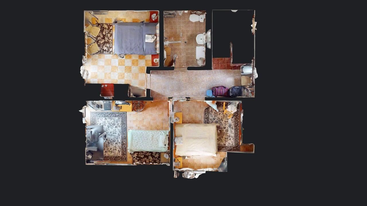 Zweigeschossiges Haus im Dorf Poroy – Ruhe, Raum und Komfort in Meeresnähe