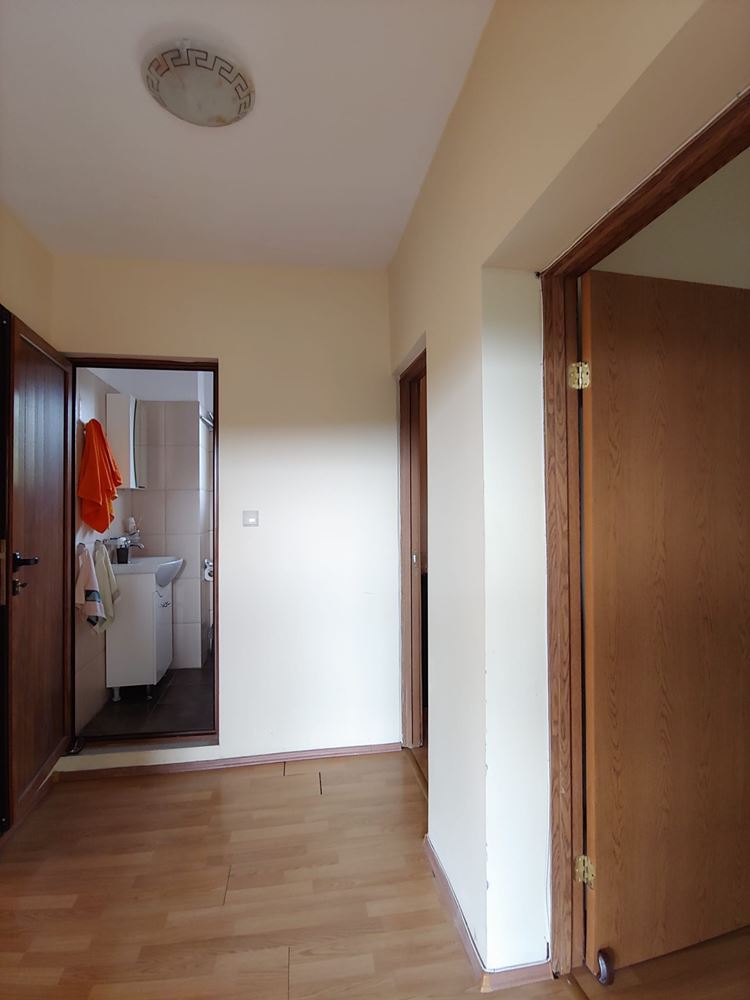 Geräumiges zweistöckiges Haus mit großem Grundstück, Kamin, Sauna und Whirlpool im Dorf Drachevo