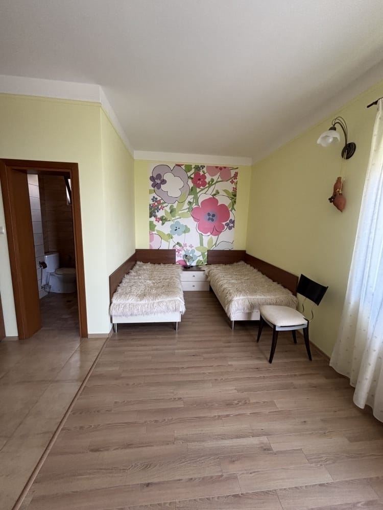 Freistehendes Haus mit Panoramablick auf das Meer und eigenem Garten in Sveti Vlas