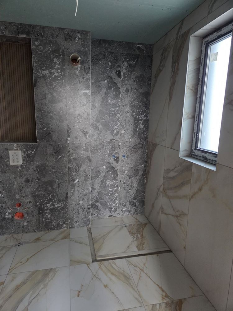 Pomorie – modernes zweistöckiges Haus mit vier Schlafzimmern – Sicherheit, Energieeffizienz und kompromissloser Komfort