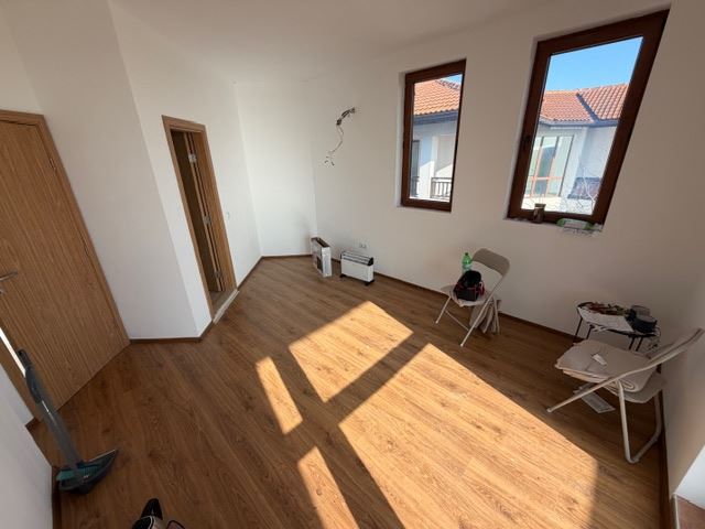 Luxuriöses zweistöckiges Haus mit Meerblick in Aheloy