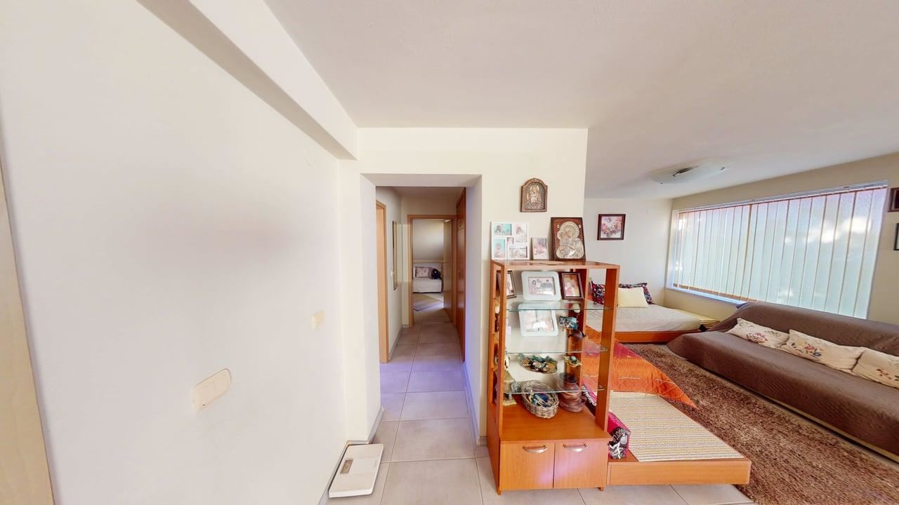 Panoramahaus auf vier Etagen mit 8 Schlafzimmern und Meerblick im Ferienort Sonnenstrand – ohne Wartungsgebühr