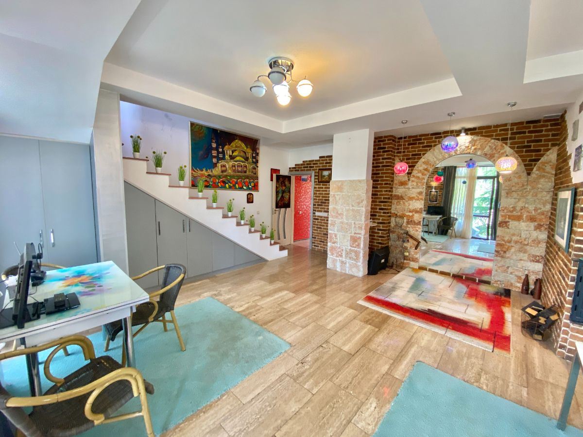 Haus mit fertigem Business in Primorsko – erfolgreiches Familienhotel oder gemütliches Zuhause am Meer mit nachgewiesenem Einkommen