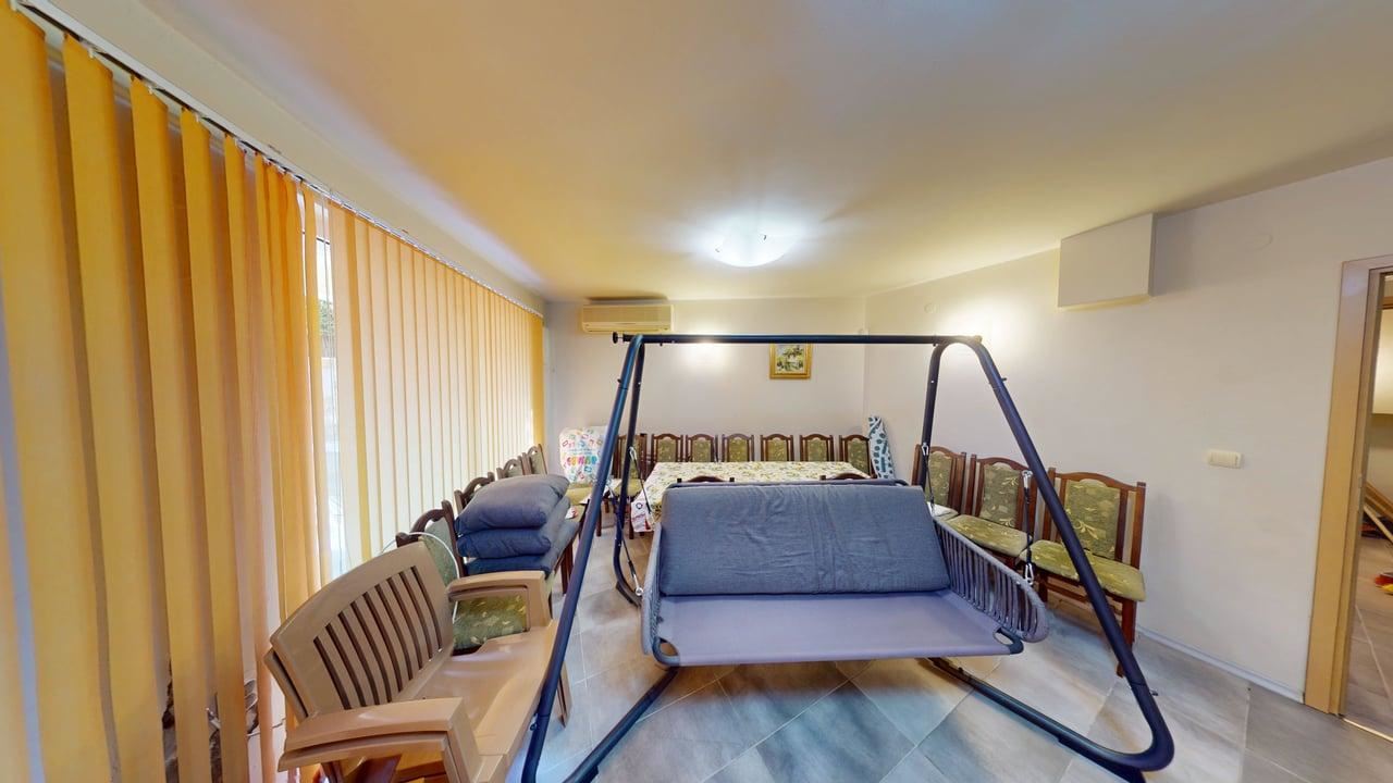 Panoramahaus auf vier Etagen mit 8 Schlafzimmern und Meerblick im Ferienort Sonnenstrand – ohne Wartungsgebühr