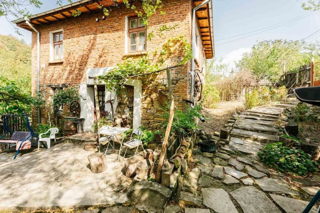 Einzigartiges authentisches Strandzha-Gästehaus im Dorf Kosti – im Herzen des Strandzha-Gebirges