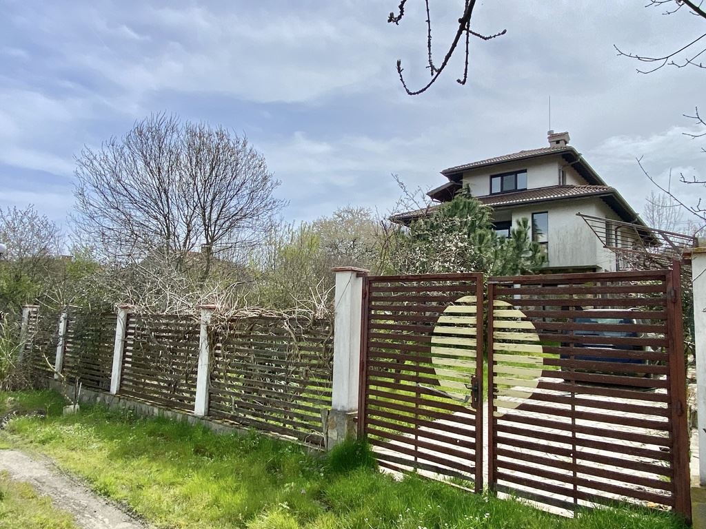 Haus mit fertigem Business in Primorsko – erfolgreiches Familienhotel oder gemütliches Zuhause am Meer mit nachgewiesenem Einkommen