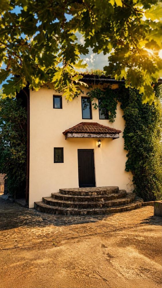 Luxuriöses zweistöckiges Haus mit Panoramablick auf das Meer oberhalb von Sonnenstrand – großzügiger Raum, Ruhe und Leben am Meer