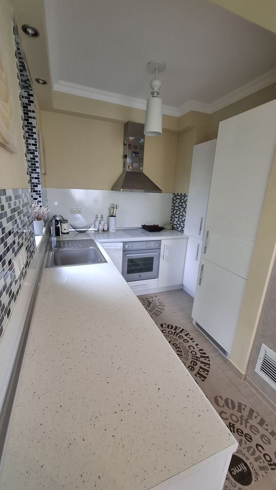 Luxuriöses zweistöckiges Haus in einer prestigeträchtigen Anlage in Pomorie