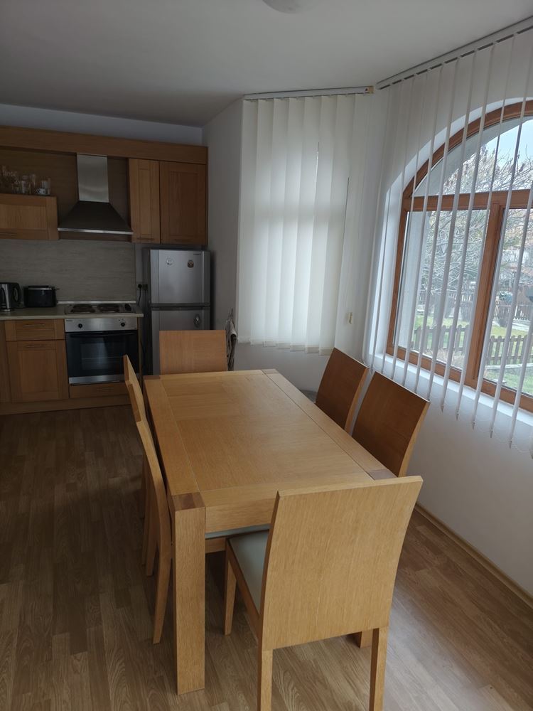 Luxuriöses zweistöckiges Haus mit Pool und schöner Panorama-Aussicht in einer prestigeträchtigen Anlage – Aheloy