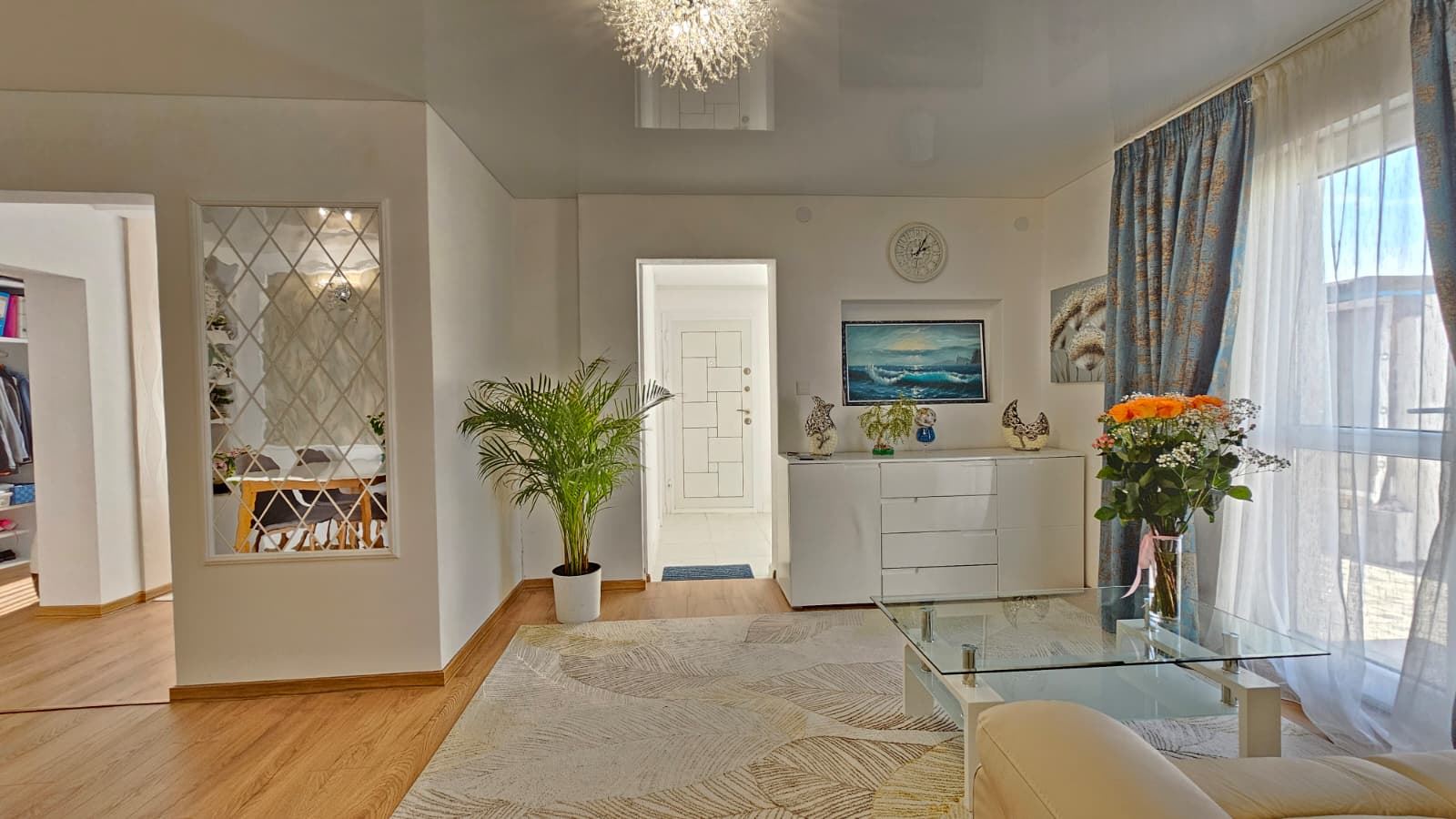 Außergewöhnliches einstöckiges Haus mit großzügigem Garten im ruhigen Dorf Kosharitsa