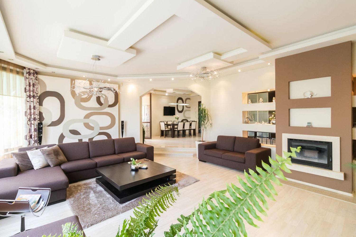 Luxuriöses Haus mit Swimmingpool, großzügigem Garten und beeindruckender Ausstattung in Varna