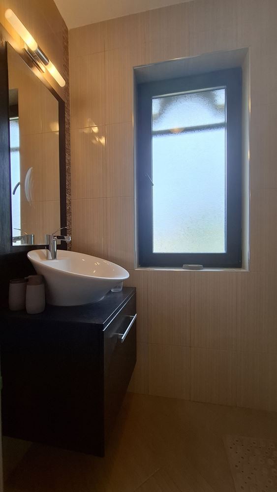 Luxuriöses zweistöckiges Haus in einer prestigeträchtigen Anlage in Pomorie