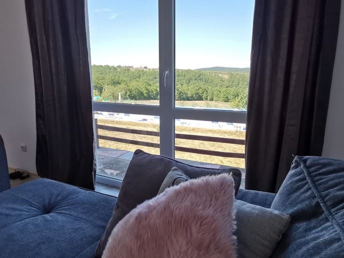 Geräumiges Einfamilienhaus mit Panoramablick in einem Öko-Komplex im Balkan-Gebirge