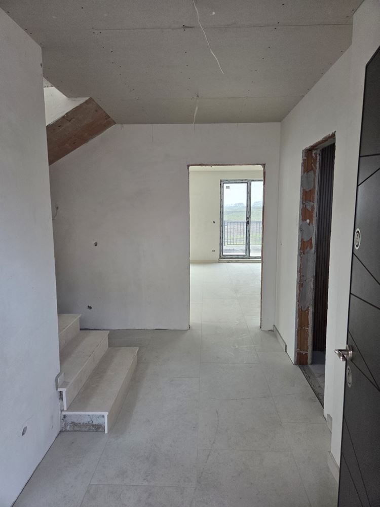 Pomorie – modernes zweistöckiges Haus mit vier Schlafzimmern – Sicherheit, Energieeffizienz und kompromissloser Komfort