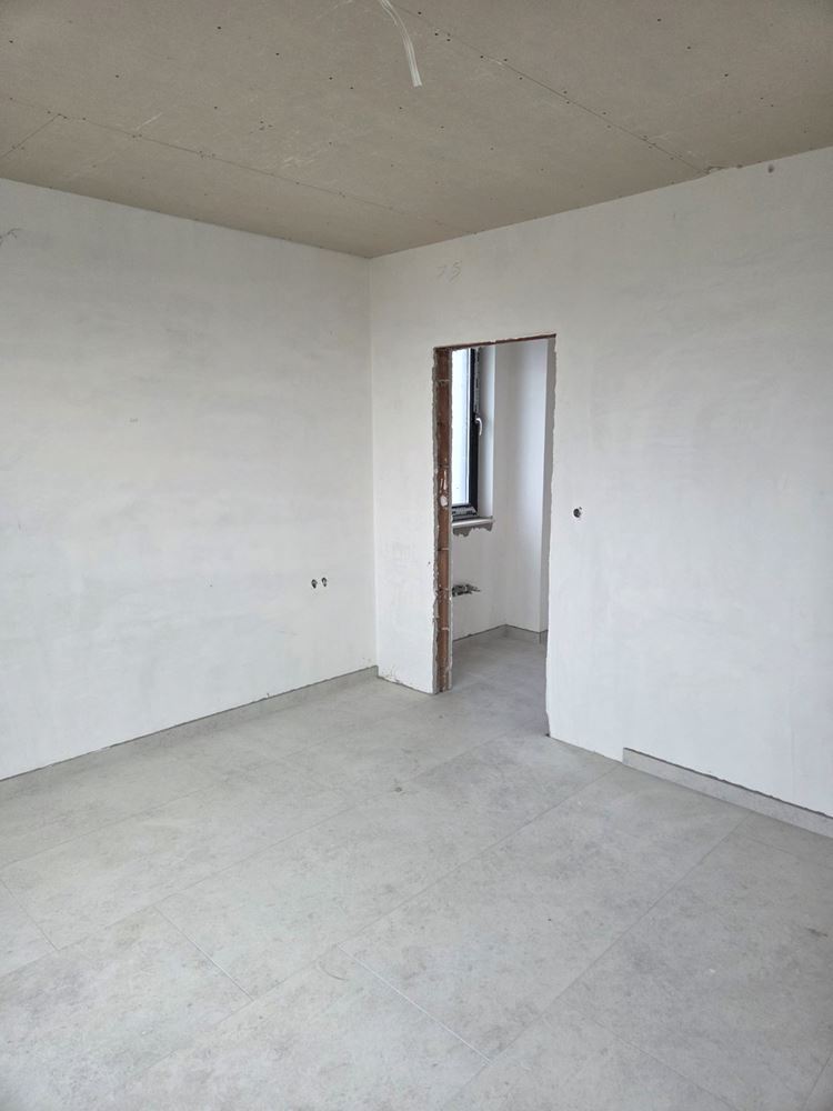 Pomorie – modernes zweistöckiges Haus mit vier Schlafzimmern – Sicherheit, Energieeffizienz und kompromissloser Komfort