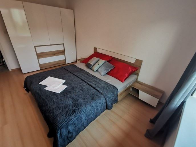 Geräumiges Einfamilienhaus mit Panoramablick in einem Öko-Komplex im Balkan-Gebirge