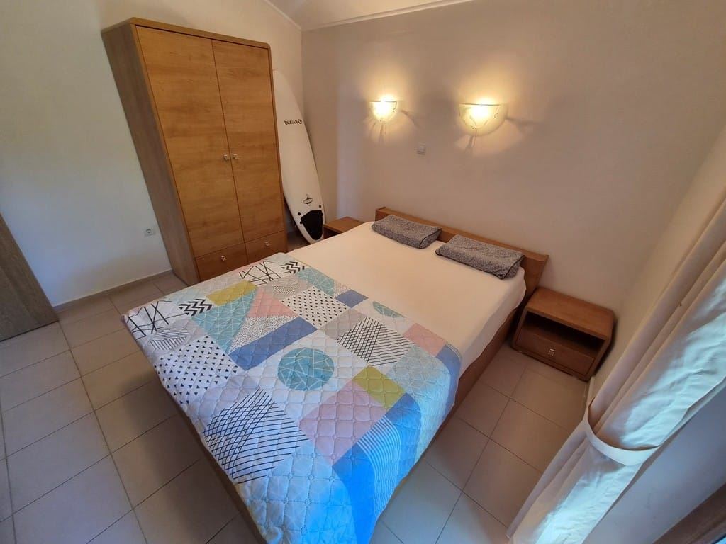 Geräumiges Townhouse in einer Boutique-Wohnanlage – vollständig möbliert, nahe am Meer und mit niedrigen Betriebskosten
