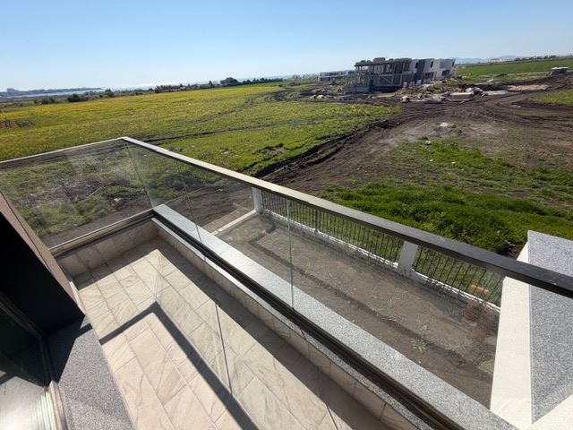 Pomorie – modernes zweistöckiges Haus mit vier Schlafzimmern – Sicherheit, Energieeffizienz und kompromissloser Komfort